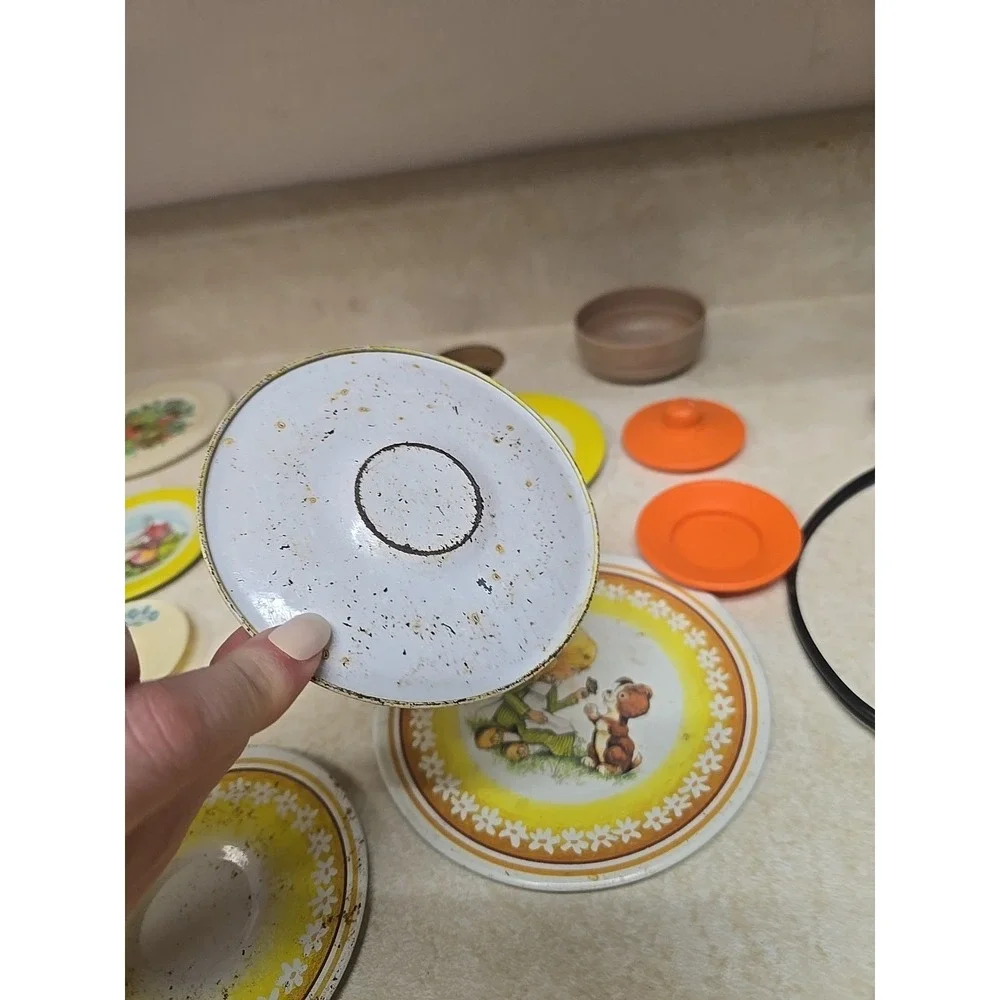 Set of Vtg Assorted Pretend Play Childs Play Doll Kitchen Dining Plates & Saucer